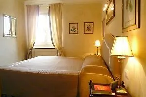Signorelli Halldis Apartment Florence